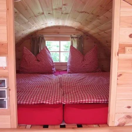 Schlaffass-camping Gutshof Donauried Guenzburg