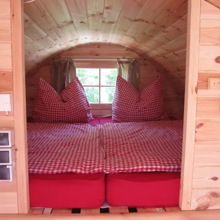 Schlaffass-camping Gutshof Donauried Luxury tent *