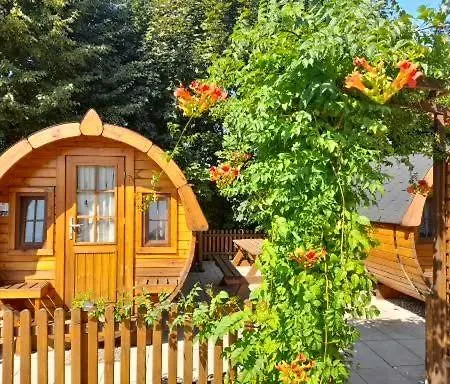Luxury tent Schlaffass-camping Gutshof Donauried Guenzburg